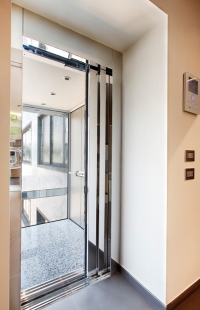 郑州XS308-SO（旁开门）钢丝绳别墅电梯厂家